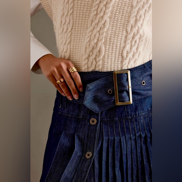 Anthropologie’s Pilcro Denim Pleated Skirt - Picture 3 of 4